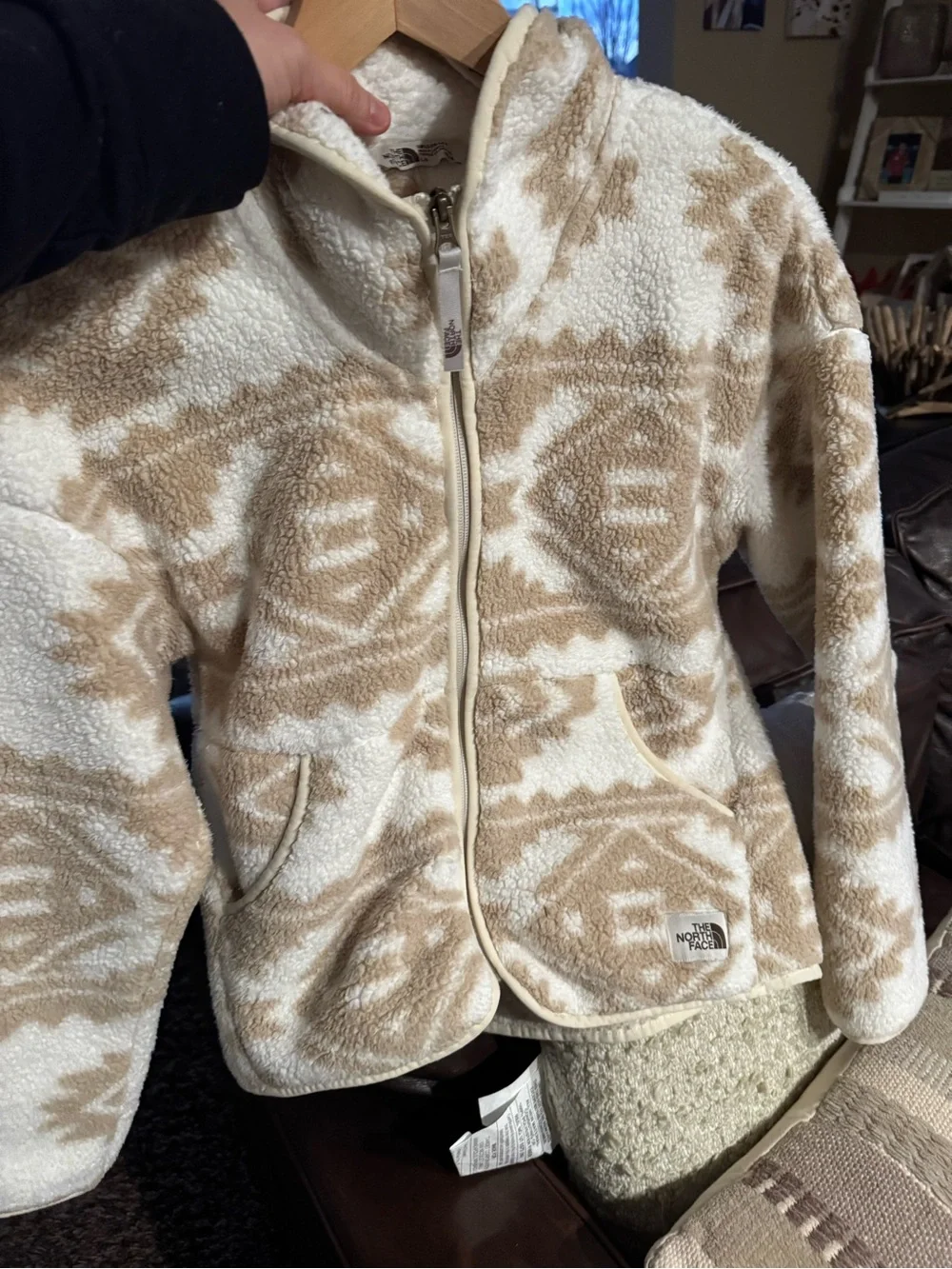 North face girls excellent used condition beige printed zip up fleece size large